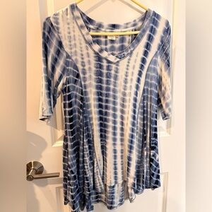 Saint Tropez West Navy and White Tie-Dye V-Neck Top